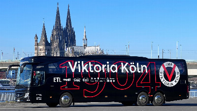 Beitragsbild - Mercedes-Benz Mannschaftsbus für Viktoria Köln 